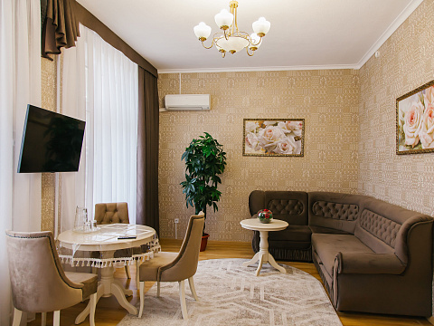  Санаторий &laquo;им. С.М. Кирова&raquo; Железноводск. Номер &laquo;Люкс&raquo;